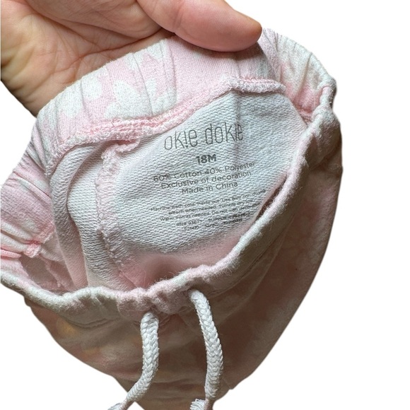 Toddler Girl Shorts 2 Piece Bundle Pink Tie-Dye Pink Floral Size 18 Months - Picture 8 of 9